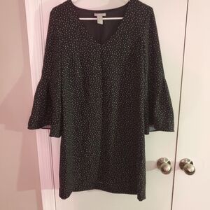 H&M Black Polka Dot V-Neck Midi Dress